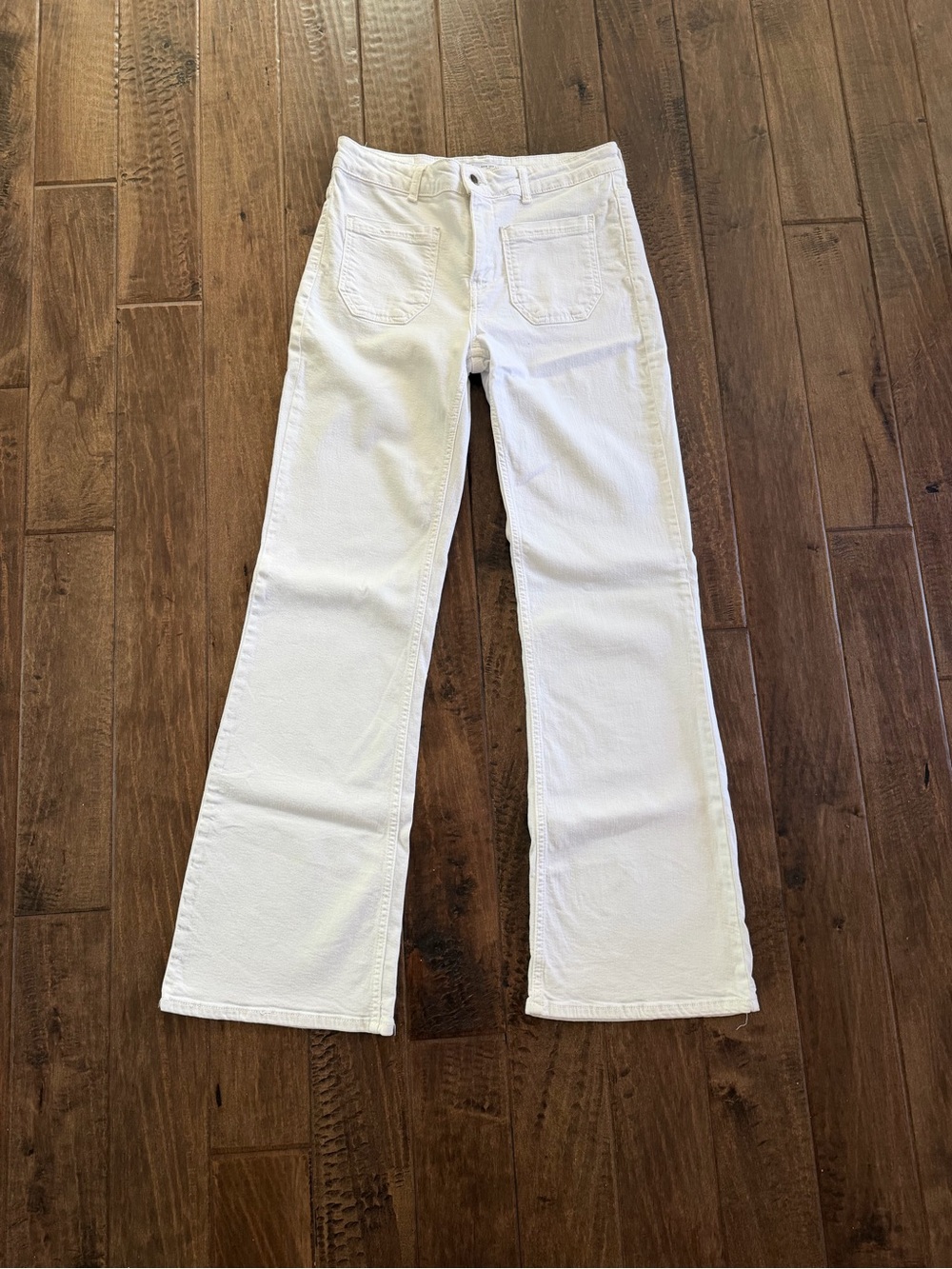 Zara White Wide-Leg Jeans with Patch Pockets